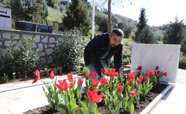 Mudanya’daki şehit mezarları çiçeklendirildi