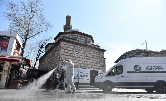 Osmangazi’de camiler dezenfekte edildi