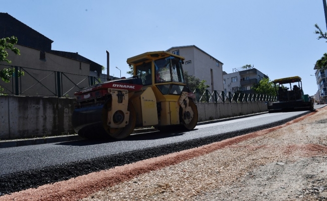 Osmangazi’de boş kalan yollar asfaltlanıyor