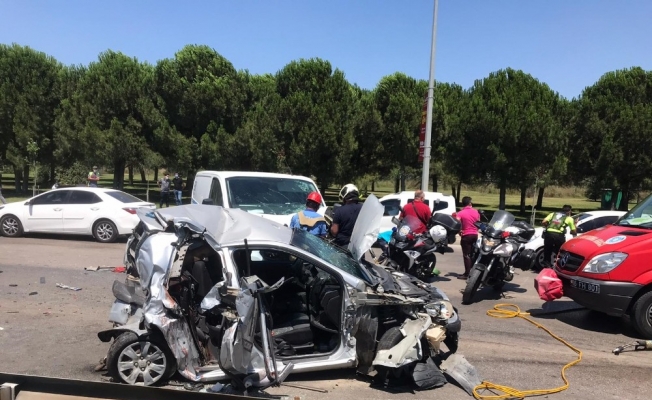Bayram trafiğinde yaşanan kazada 1 kadın öldü, 4 kişi yaralandı