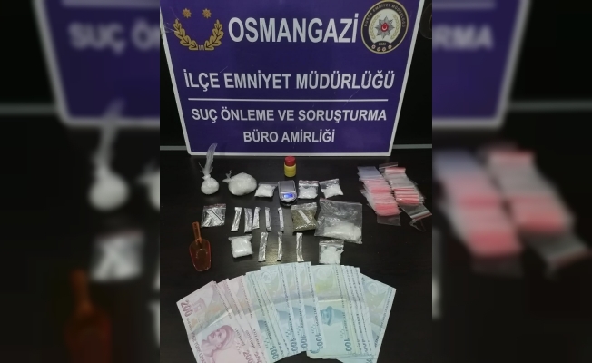 Bursa’da uyuşturucu ticaretine polis baskını