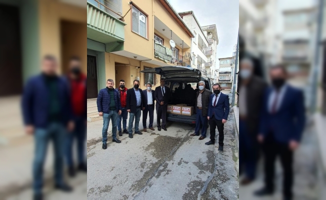 MHP Osmangazi Teşkilatı’ndan ihtiyaç sahiplerine erzak desteği