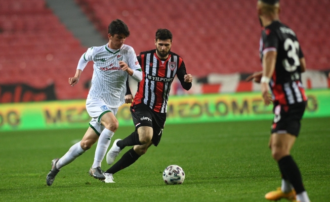 Bursaspor bu sezon ilk kez 4 gol yedi