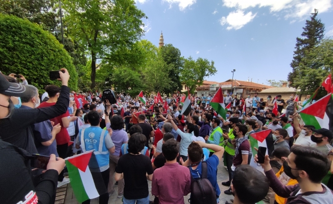 Bursa’da Cuma namazı çıkışı İsrail protesto edildi