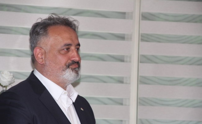 Bursaspor Başkan Adayı Serdar Acarhoroz, maçları ücretsiz yapacağını açıkladı