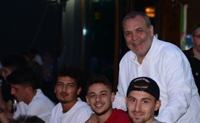 Bursaspor Başkanı Erkan Kamat: “Hepinize ayrı ayrı teşekkür ediyorum”