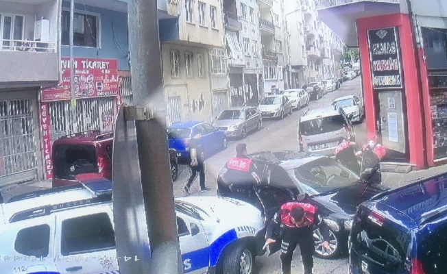 ’Dur’ ihtarına uymayarak polise çarpan sürücü böyle yakalandı