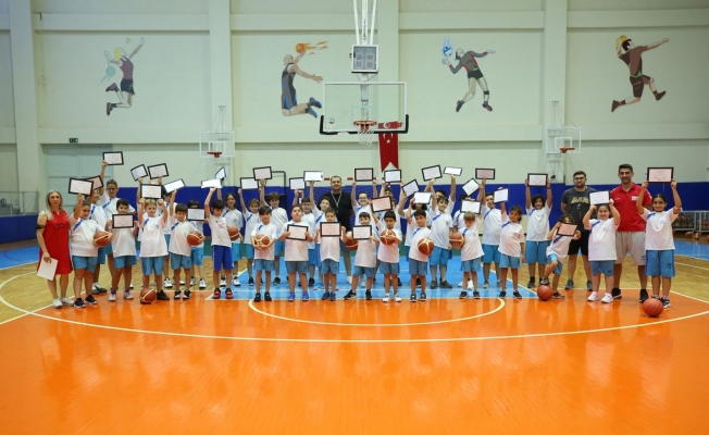 Nilüfer Yaz Spor Okulları’nda sertifika heyecanı