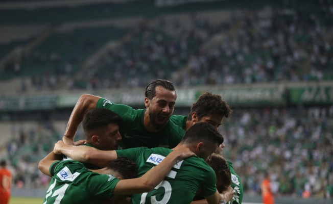 TFF 1. Lig: Bursaspor: 1 - Adanaspor: 1 (İlk yarı sonucu)