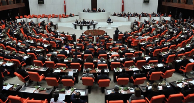 Stokçulara ağır cezalar getiren yasa teklifi Meclis'ten geçti