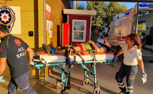 İnegöl'de iki motosikletin çarpıştığı kazada 2 kişi yaralandı