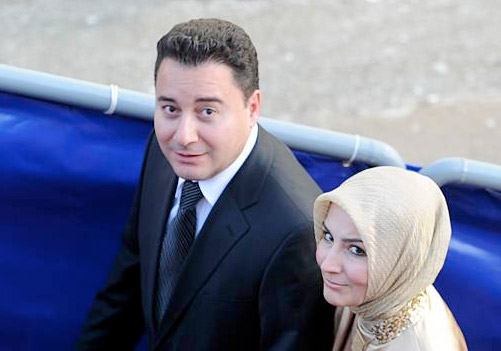 Ali Babacan aslen nereli eşi kimdir işte karısı ve çocukları
