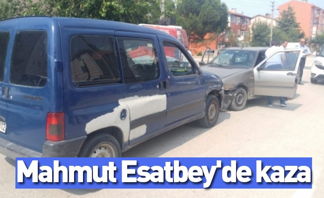 Mahmut Esatbey'de kaza: 1 yaralı