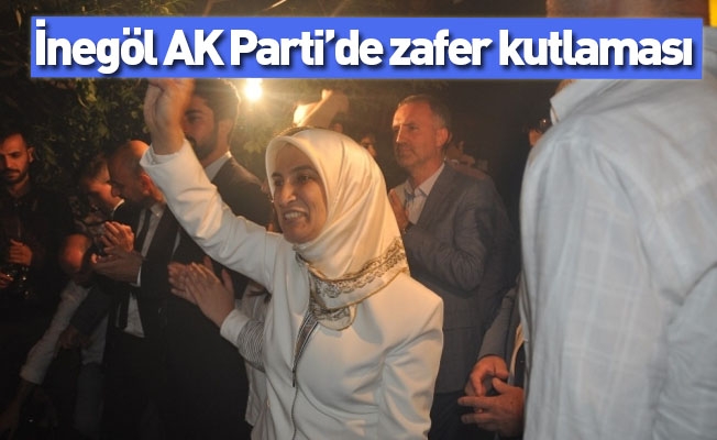 İnegöl AK Parti’de zafer kutlaması