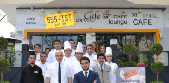 Azeri iş adamı Türkiye’de restoran zinciri kuruyor