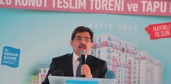 “CHP döneminde televizyonda Türkçe türkü de yasaktı”