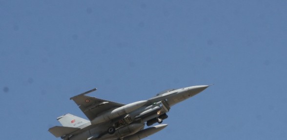 F-16 Uçağına Suriye’den Taciz