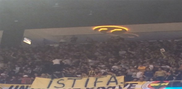 Fenerbahçe - Galatasaray maçında Aziz Yıldırım’a şok !