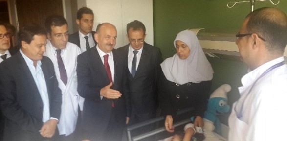 Sağlık Bakanı Filistinli Yaralıları Ziyaret Etti