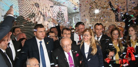 Süleyman Demirel Demokrasi Ve Kalkınma Müzesi Açıldı