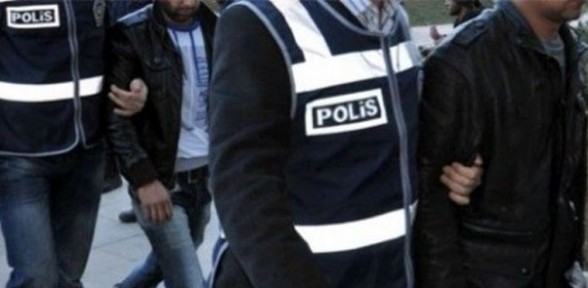 Terör örgütü DHKP-C’ye bir operasyon da İzmir’den
