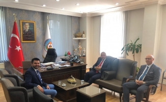 Başkan Babaoğlu, belediye başkanlarıyla bir araya geldi