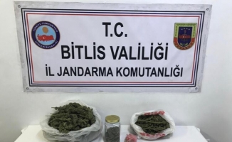 Bitlis’te 4 kilo 300 gram kubar esrar ele geçirildi