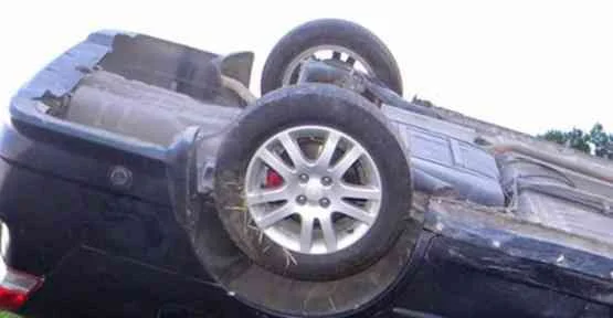 Otomobil Takla Attı: 1 ölü, 4 Yaralı