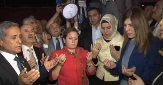 Vekillerden İsrail Protestosu