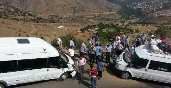 Sason’da Trafik Kazası: 4 Yaralı