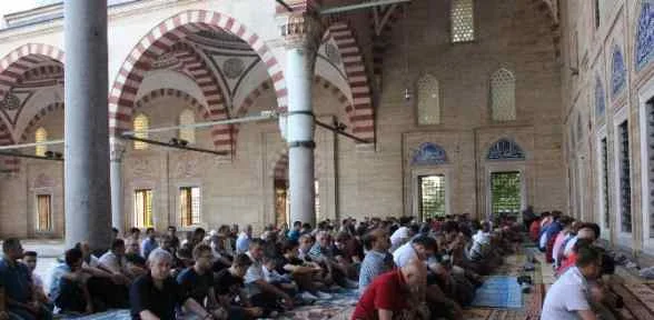 Selimiye’de Bayram Namazı