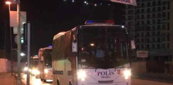 "paralel" Tutuklular Metris’te
