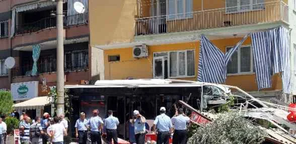 Otobüs Faciasında ölü Sayısı 2’ye çıktı