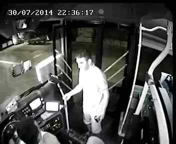 Özel Halk Otobüsünde "tuvalet" Kavgası