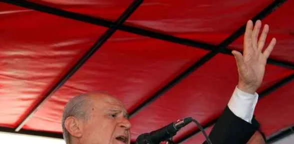 "okyanus ötesi" Diye Saydıran Bahçeli çark Etti: "yaşını Başını Almış Bir Adama..."