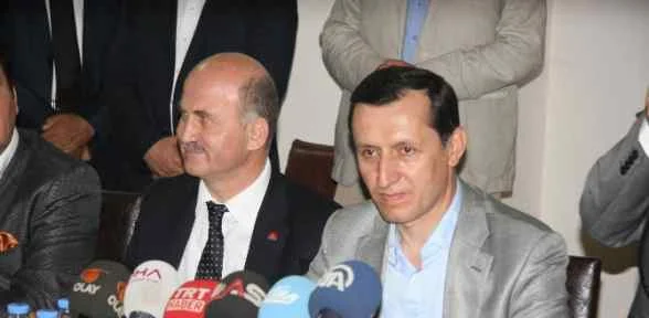 ’’öz Siyaset Yapacaksa Cübbesini çıkartsın’’