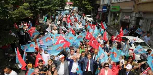 Tayyip Erdoğan Için Yürüdüler