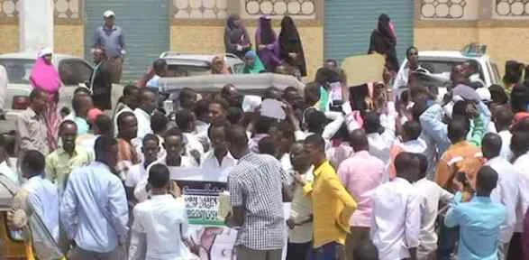 Somalililer Gazzeli Kardeşlerine Destek Verdi