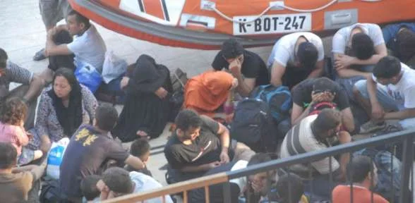Tam 155 Kişi