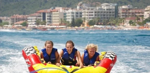Oltaya Turist Takıldı