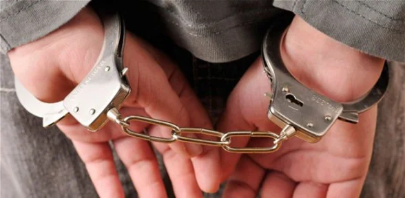 6 Polis Tutuklandı