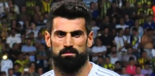 Maçta Pet şişe Yağmuruna Tuttular