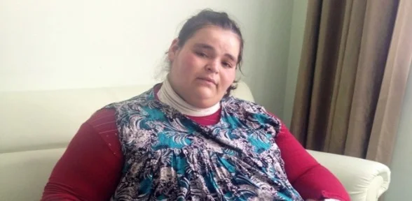 237 Kiloluk Genç Kız Uyardı !