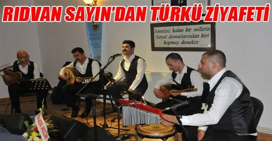 Gençlik Merkezinde Türkü Gecesi