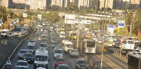 Trafiğe Kayıtlı Araç Sayısı Azaldı