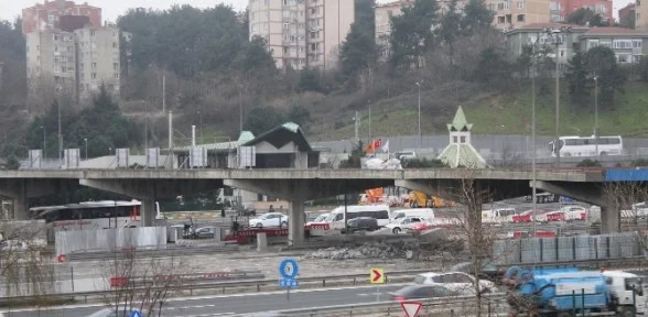 Köprüde çalışmalar bitti trafik normale dönüyor