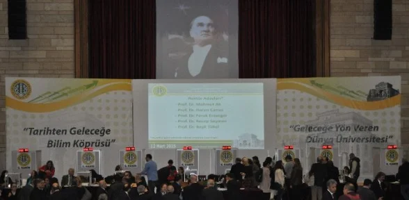 İstanbul Üniversitesi’nde seçim heyecanı
