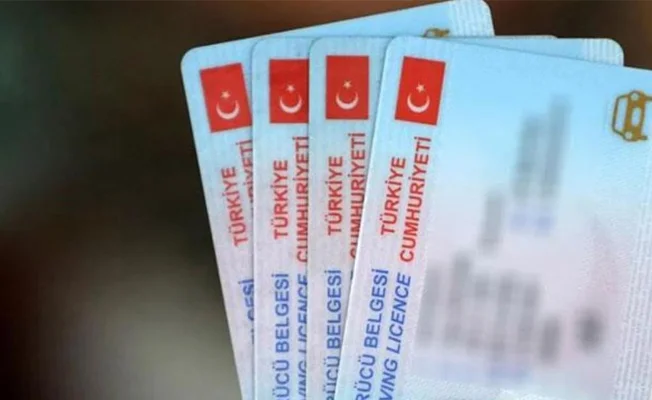 Otobüs ehliyetinde yaş sınırı düştü