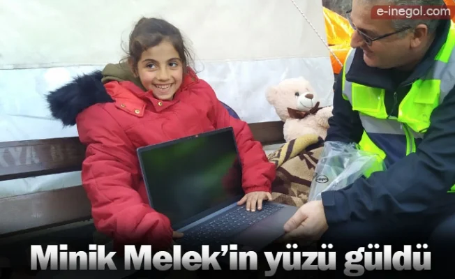 Minik Melek’in yüzü güldü