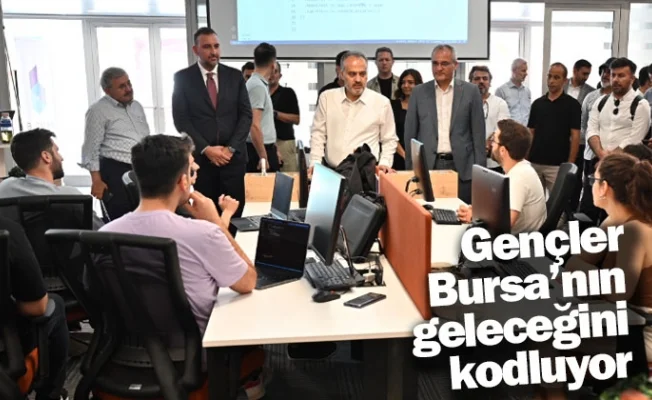 Gençler Bursa’nın geleceğini kodluyor